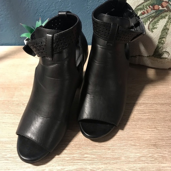 Sole Sensibility Memory Foam,Heels Ankle Boots - Picture 1 of 5